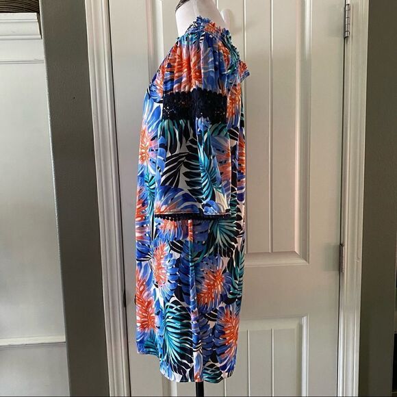 J Lo by Jennifer Lopez Women's Off-The-Shoulder Smocked Dress morning glory blue - Picture 6 of 12